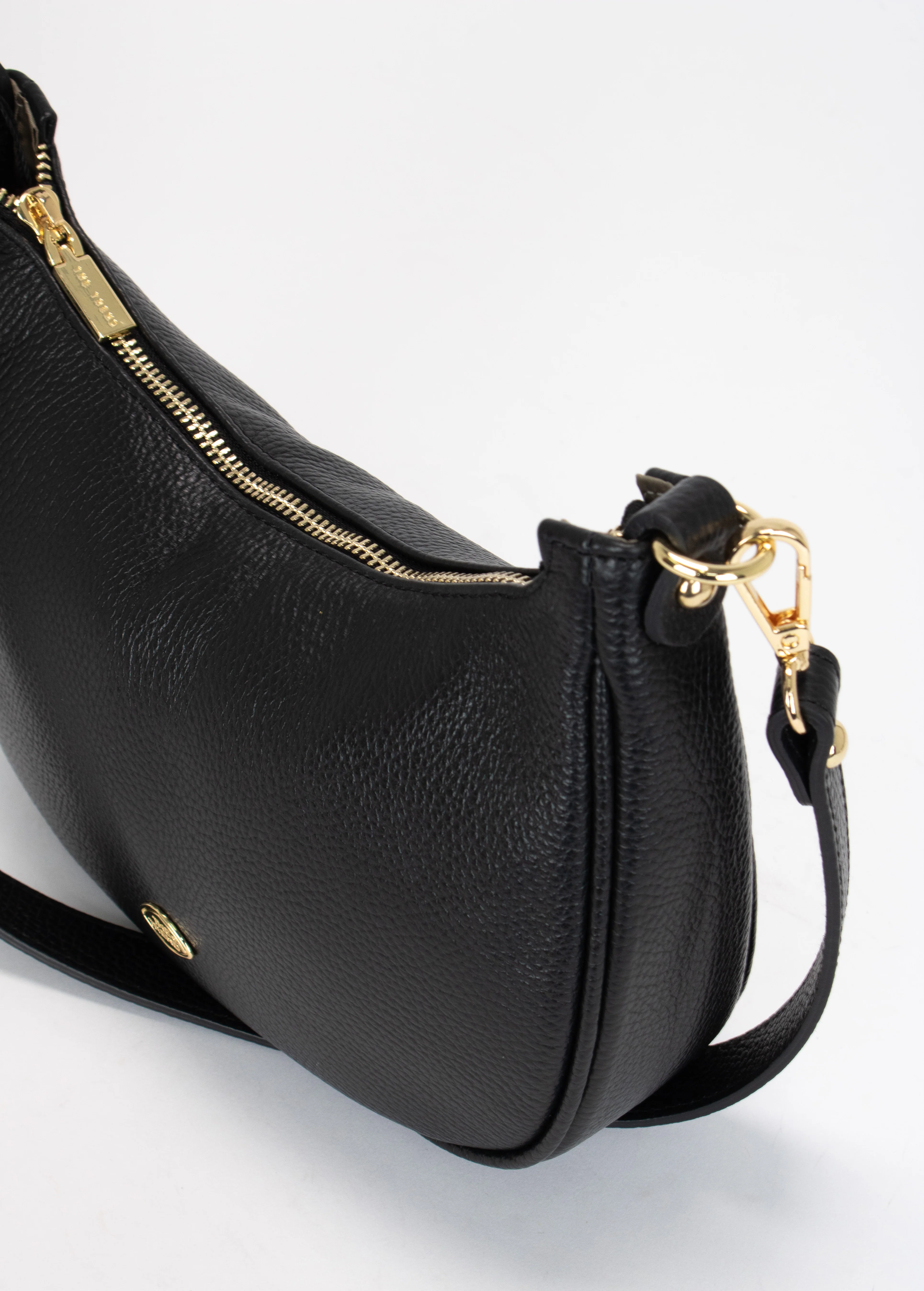 136596 - Image 4