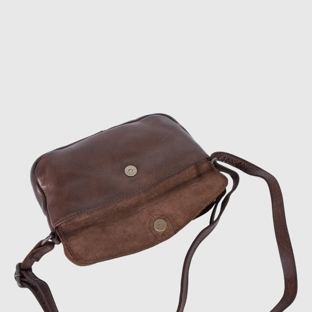22687 - Image 2