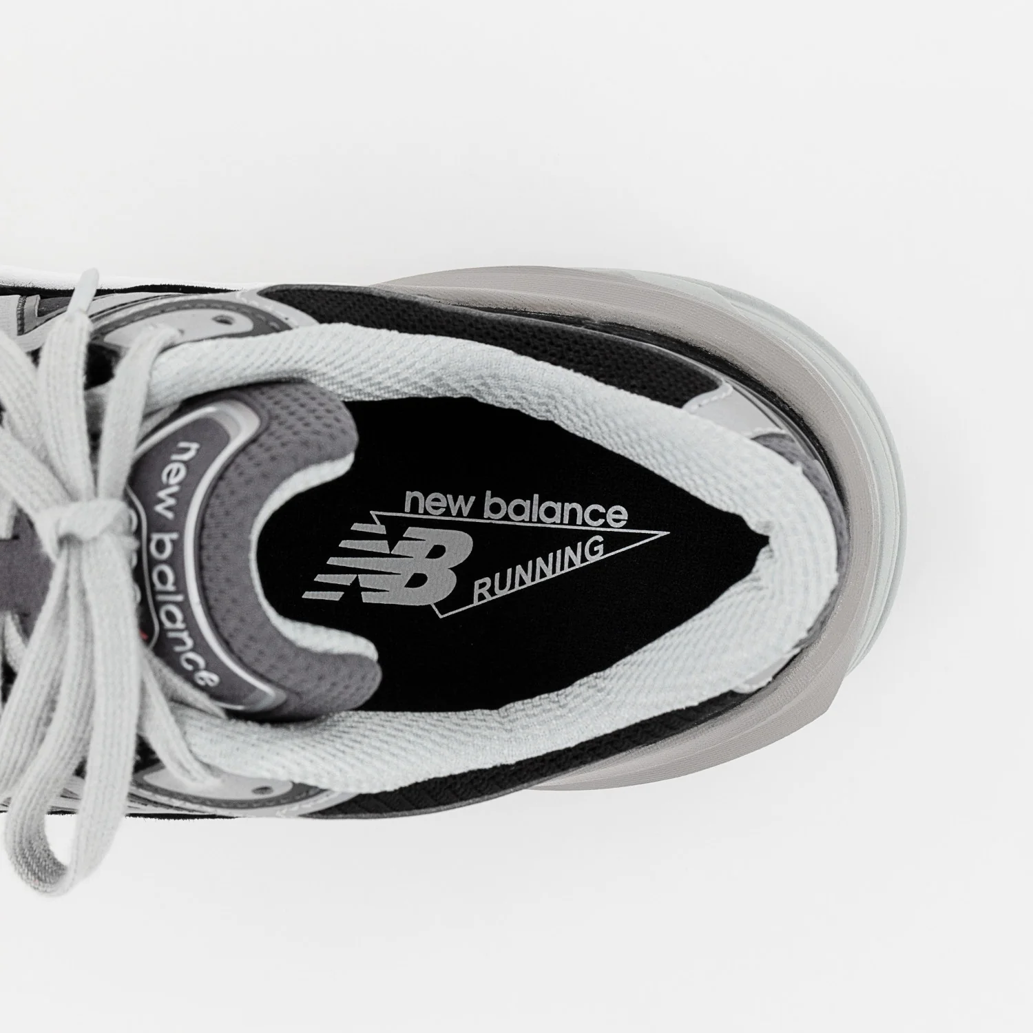 990V6 - Image 7
