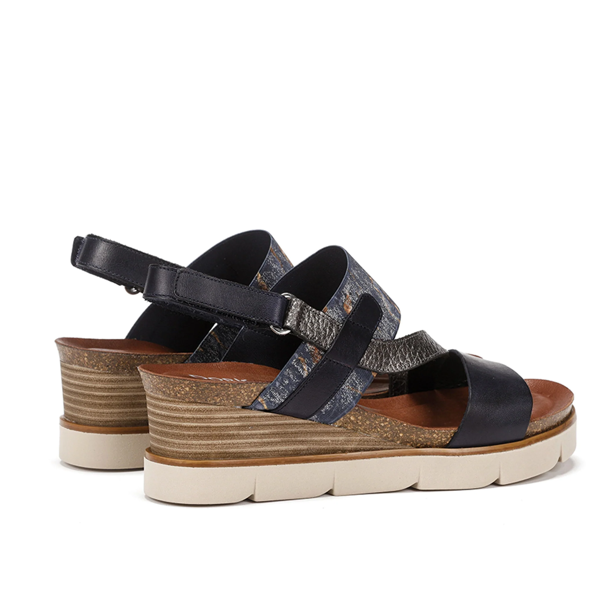 AGNES - Image 2