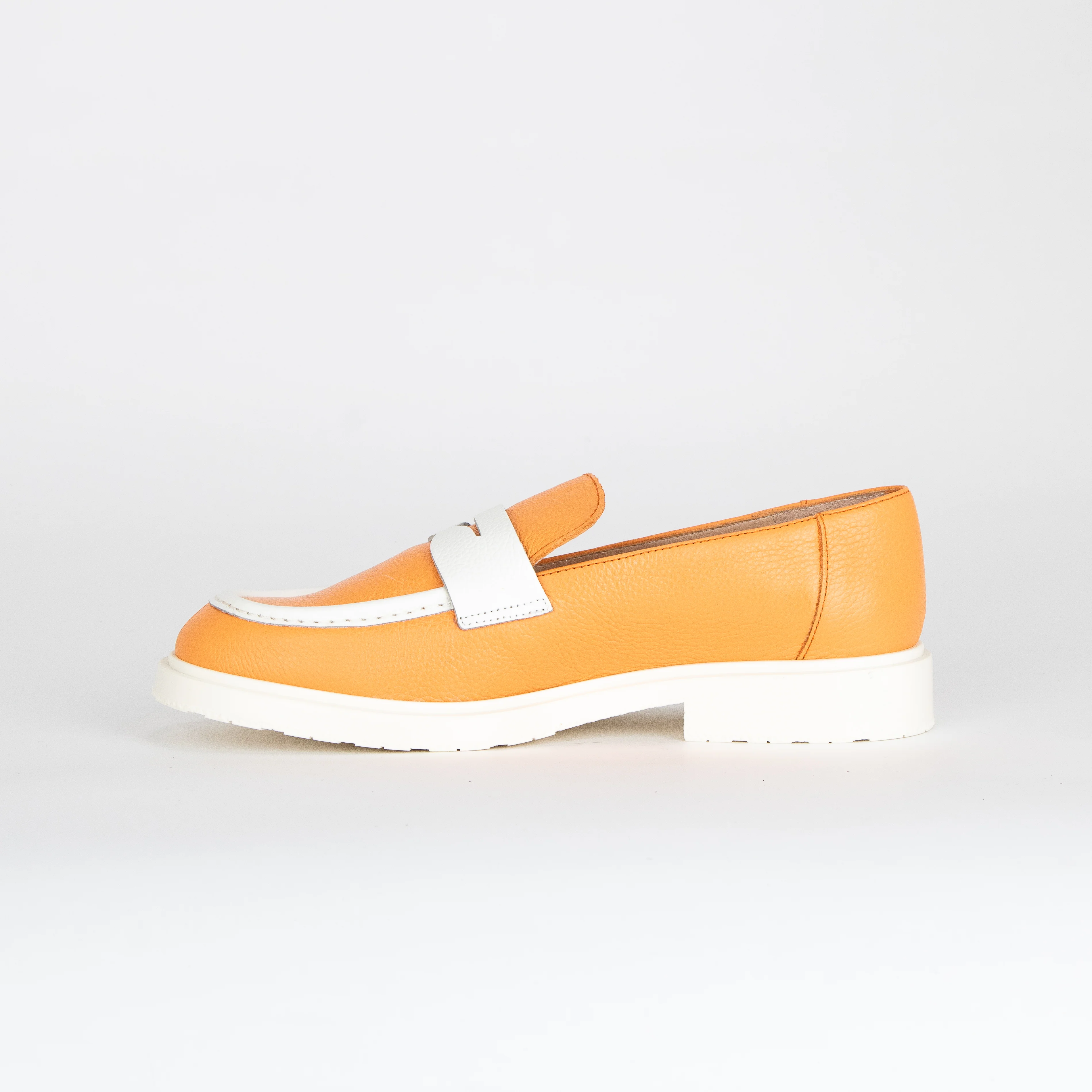 B-9104 - Image 2