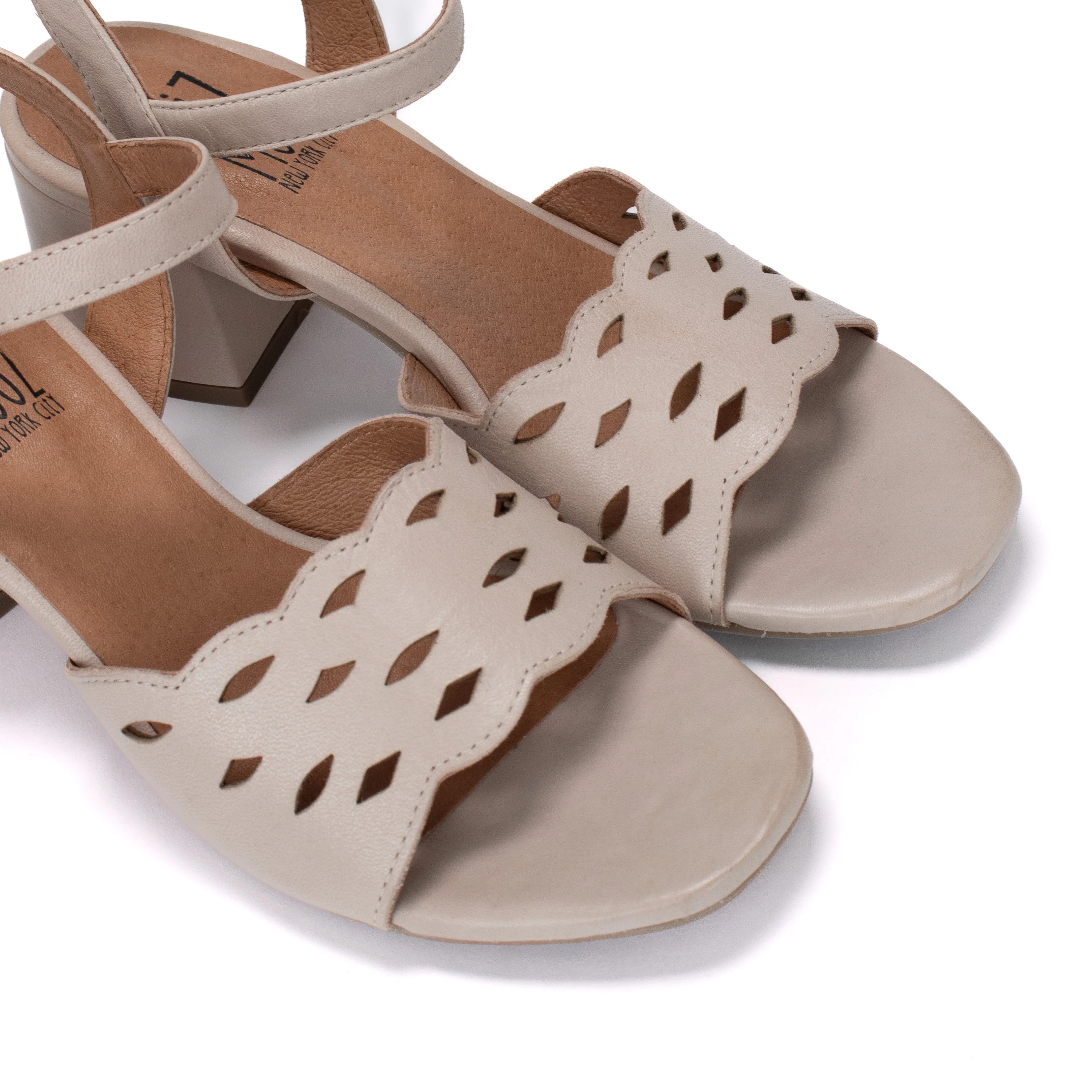 BAILEY - Image 4