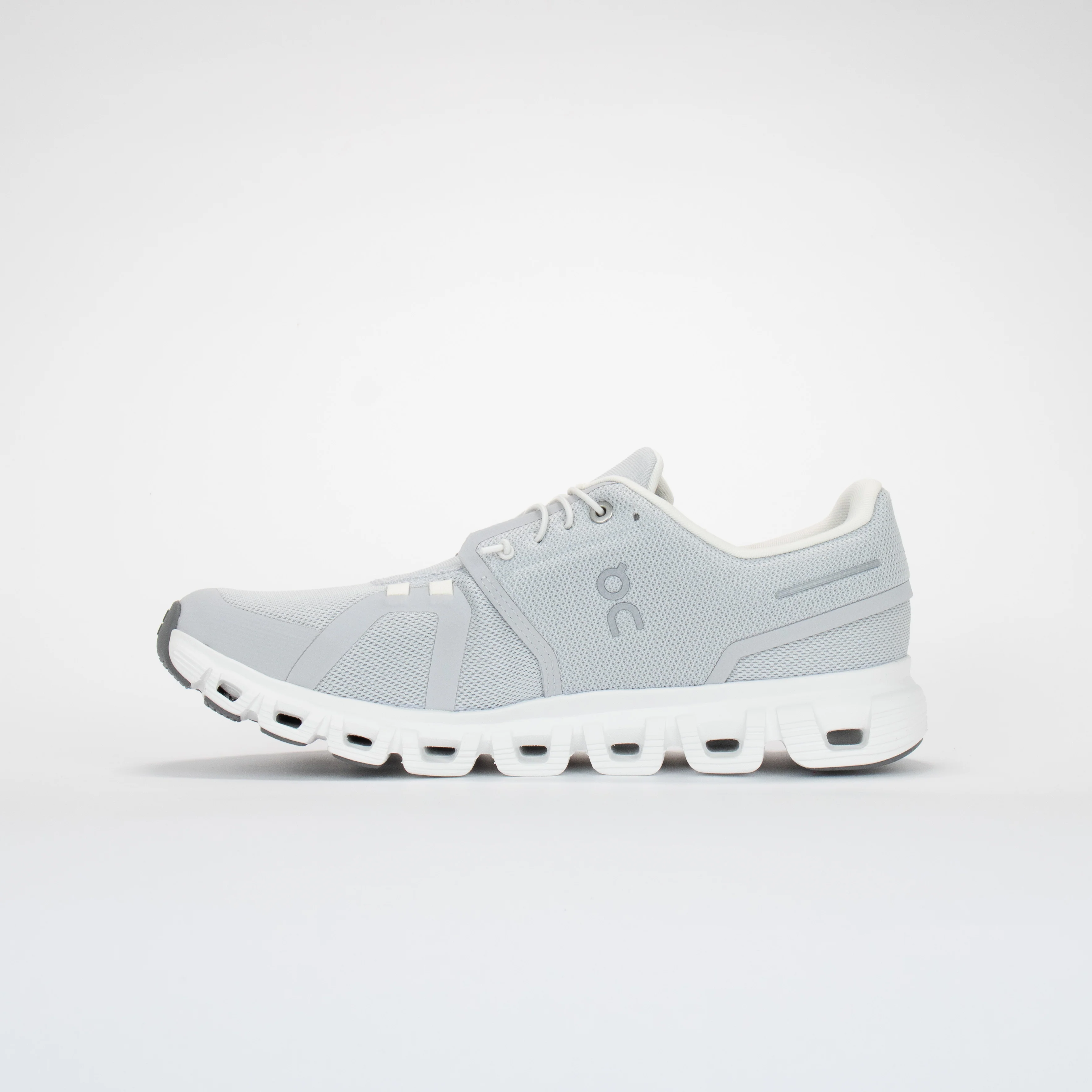 CLOUD 6 - Image 2