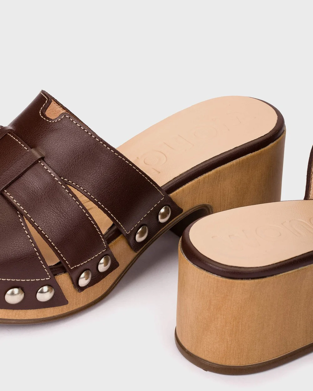 D-8861 - Image 4