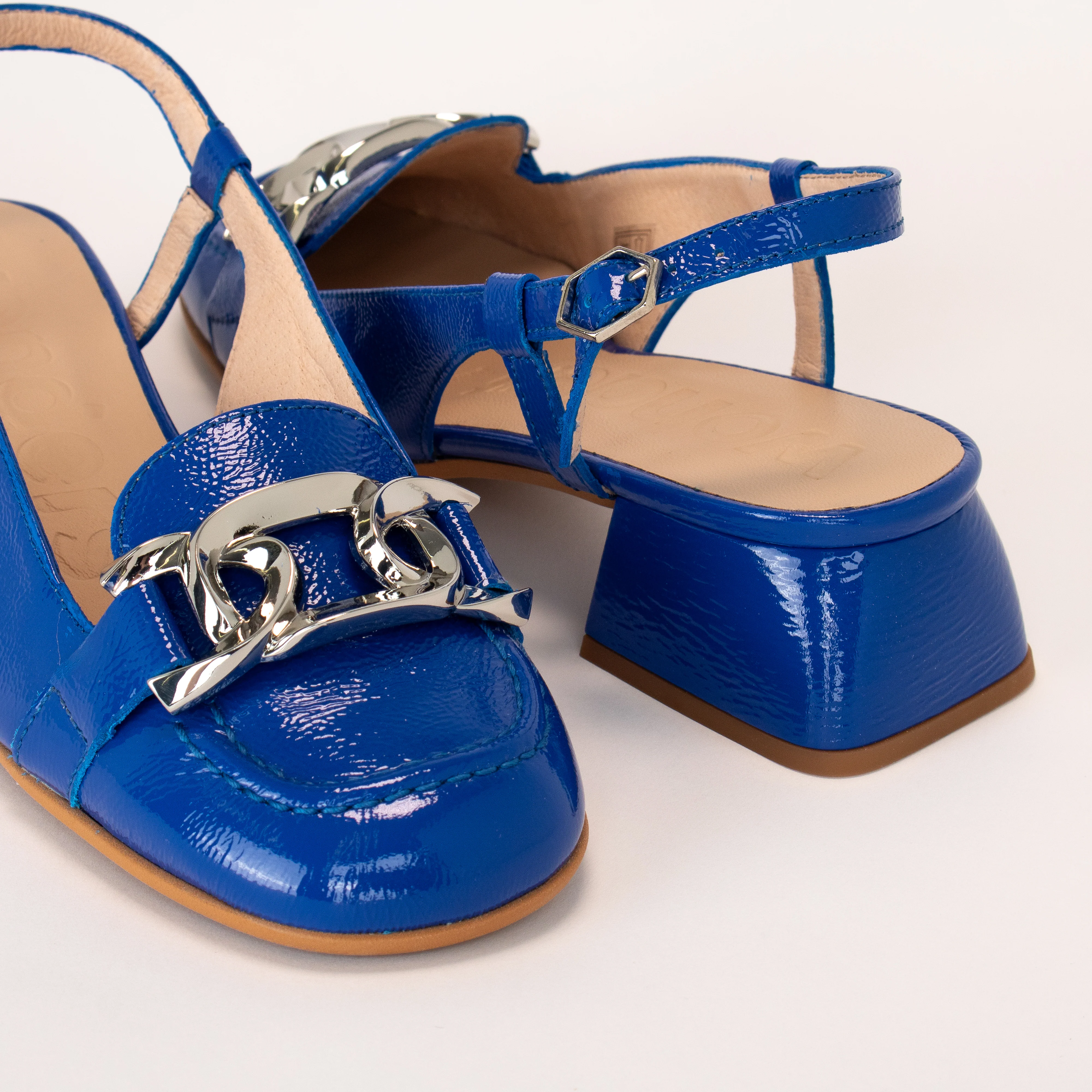 D9820 - Image 5