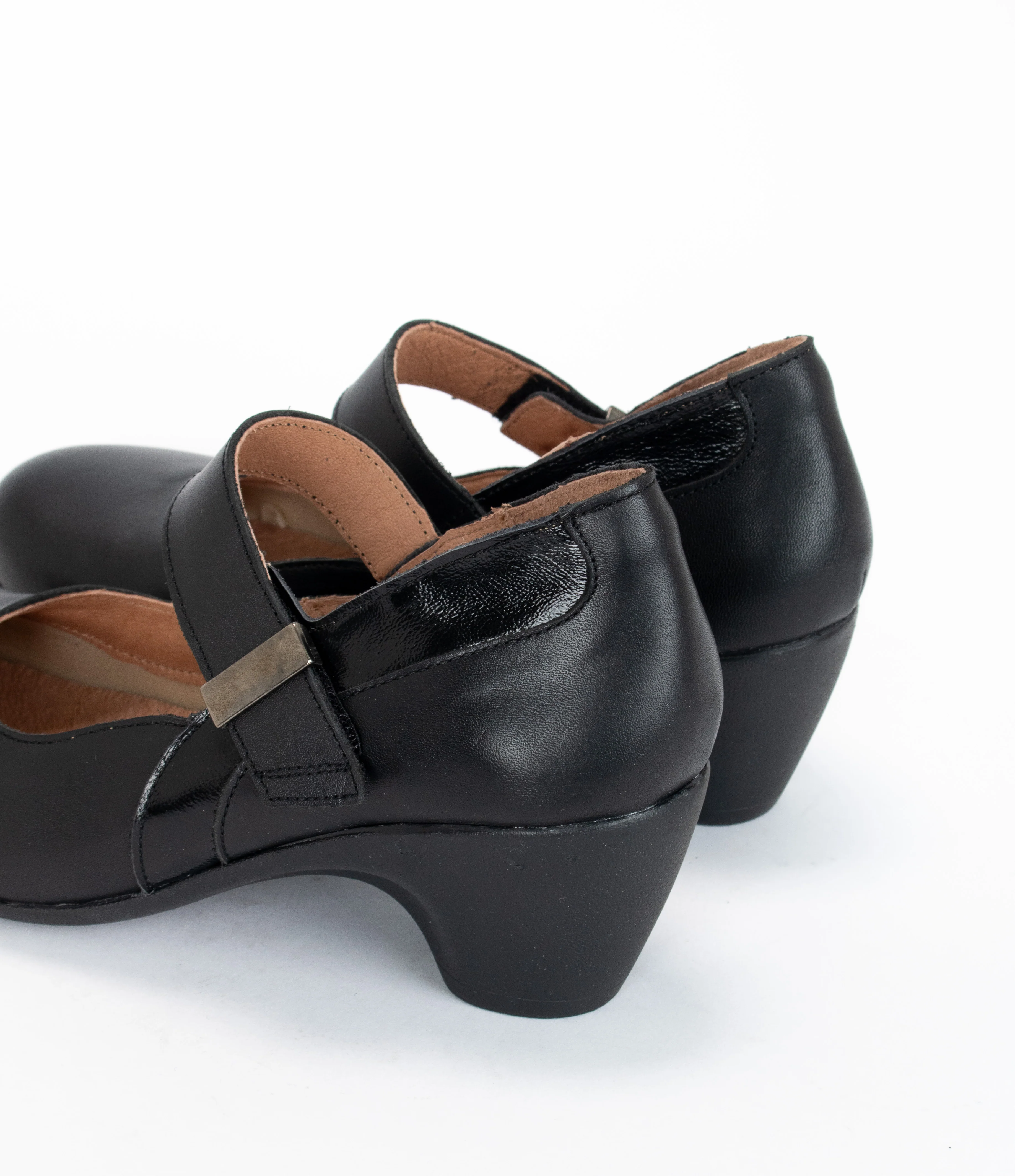 JULIET - Image 5