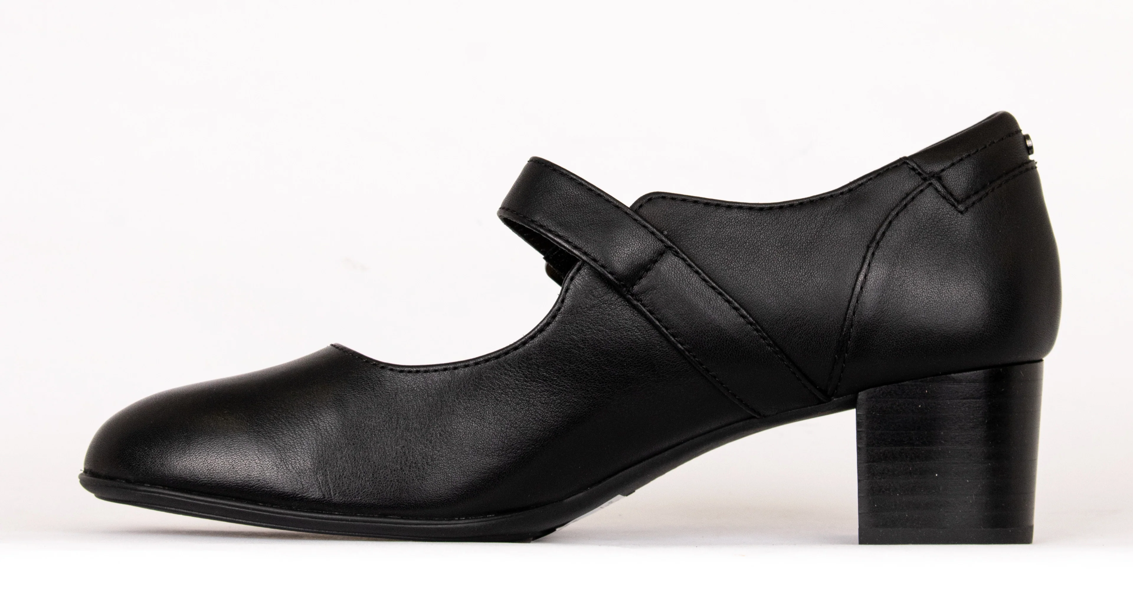 LINNAE WALK - Image 2