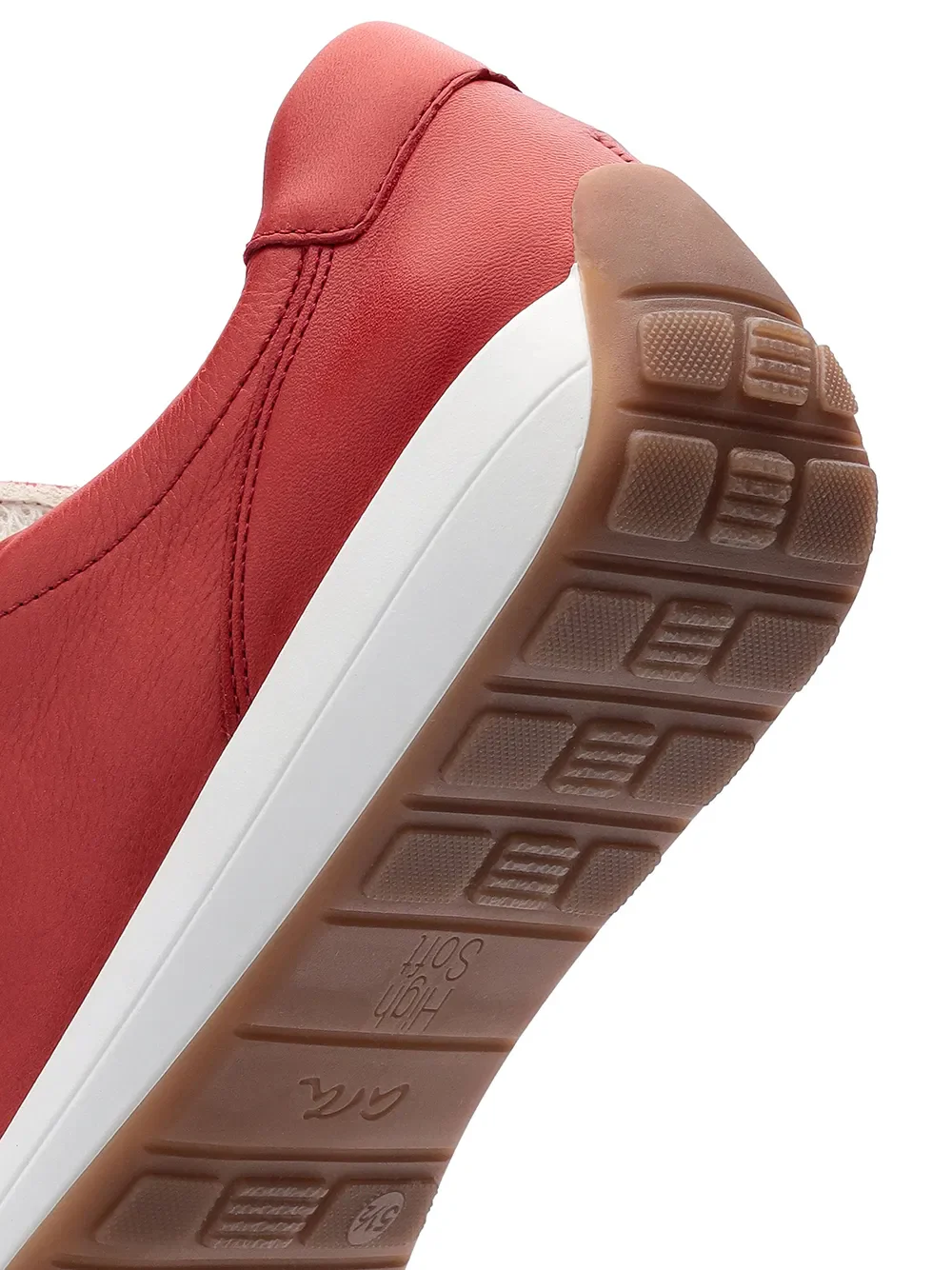 OLLIE - Image 7